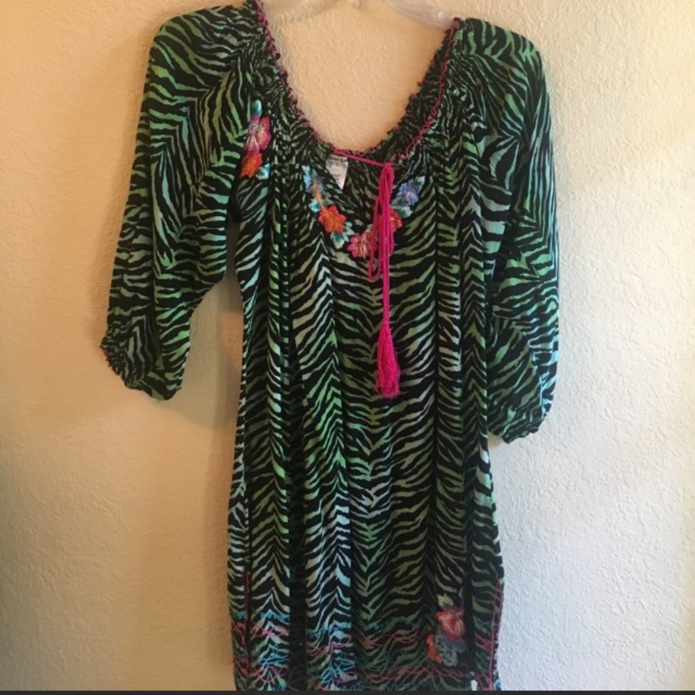 KRISTA LEE Tunic Top L